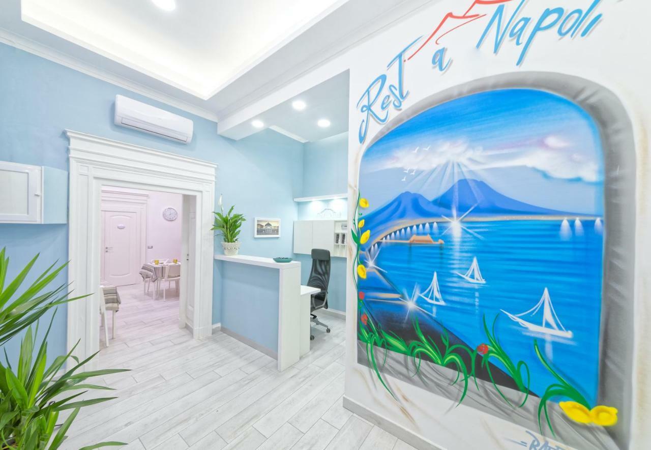 B&B Rest A Napoli Екстериор снимка