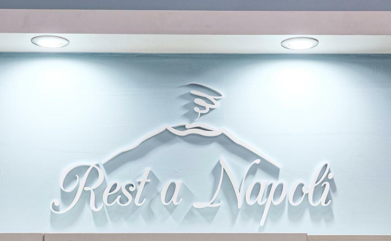 B&B Rest A Napoli Екстериор снимка